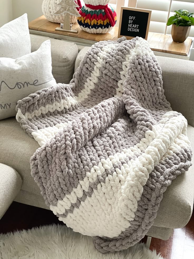 Chunky Knit Blanket Preorder